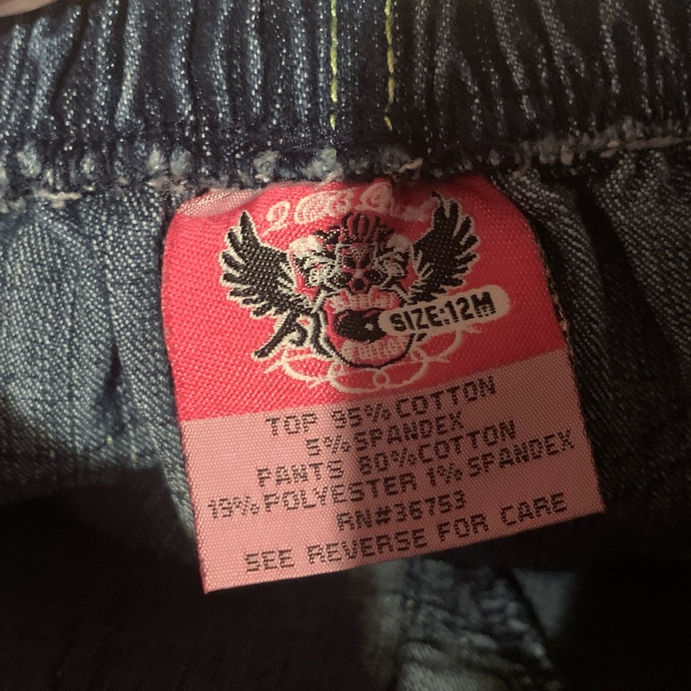 Shorts - Picture 3 of 3